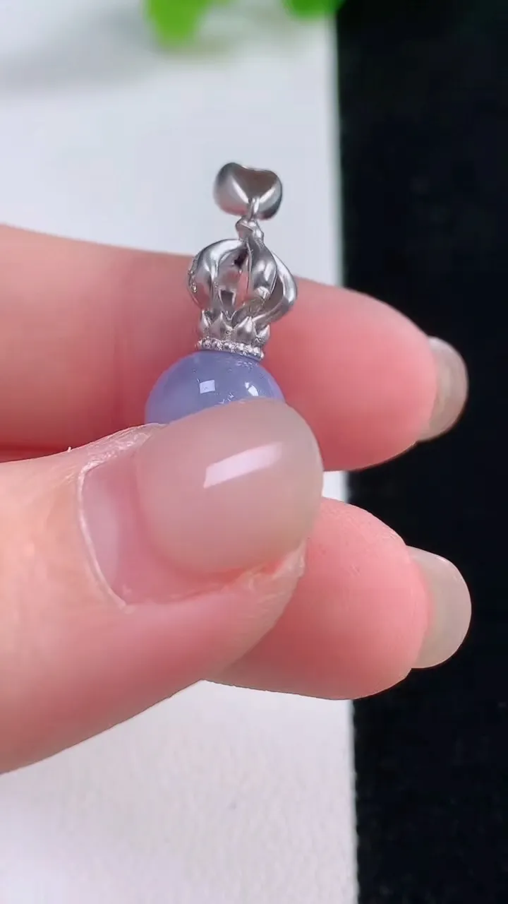 天然A货翡翠18K金紫罗兰圆珠吊坠，尺寸9.6，重量:3.52g
11月30日