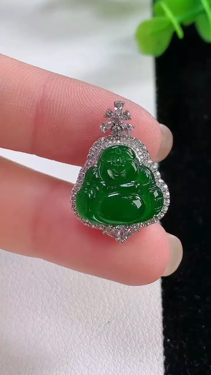 天然A货翡翠佛公吊坠，尺寸13.2-14.6，重:3.09g
11月30日