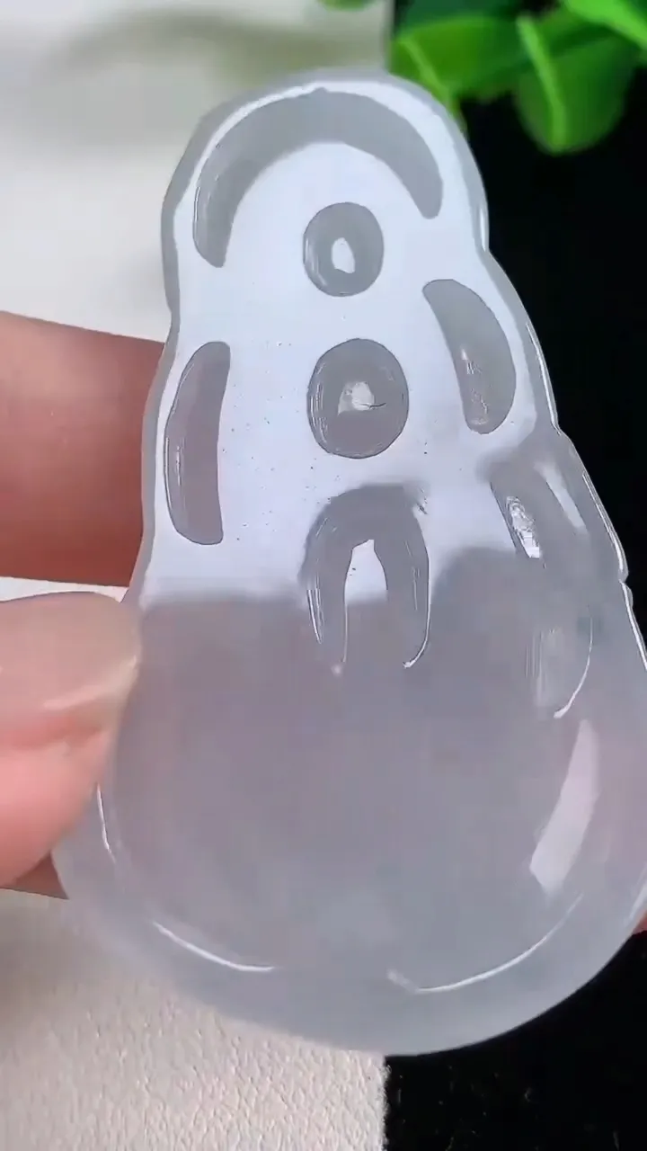 天然A货翡翠阿弥陀佛吊坠，尺寸61-34-4.8，重:16.48g
11月30日