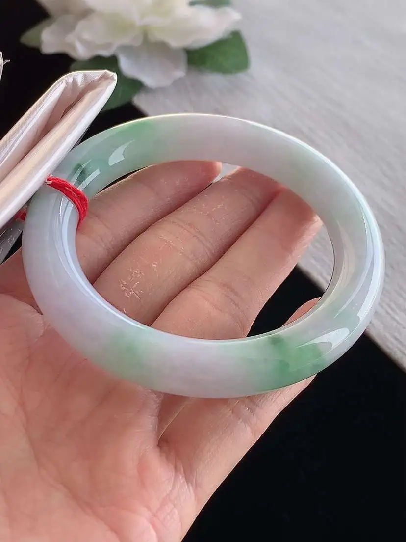 a货翡翠老坑冰种春带彩紫罗兰飘绿圆条手镯55-56圈口  尺寸55.5×10.7mm 1129