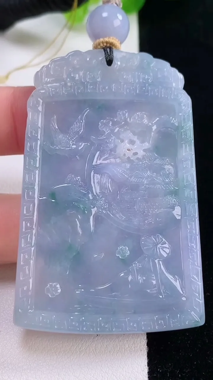 天然A货翡翠紫罗兰山水牌吊坠，尺寸62-38.8-5.2，重量:39.20g
11月30日