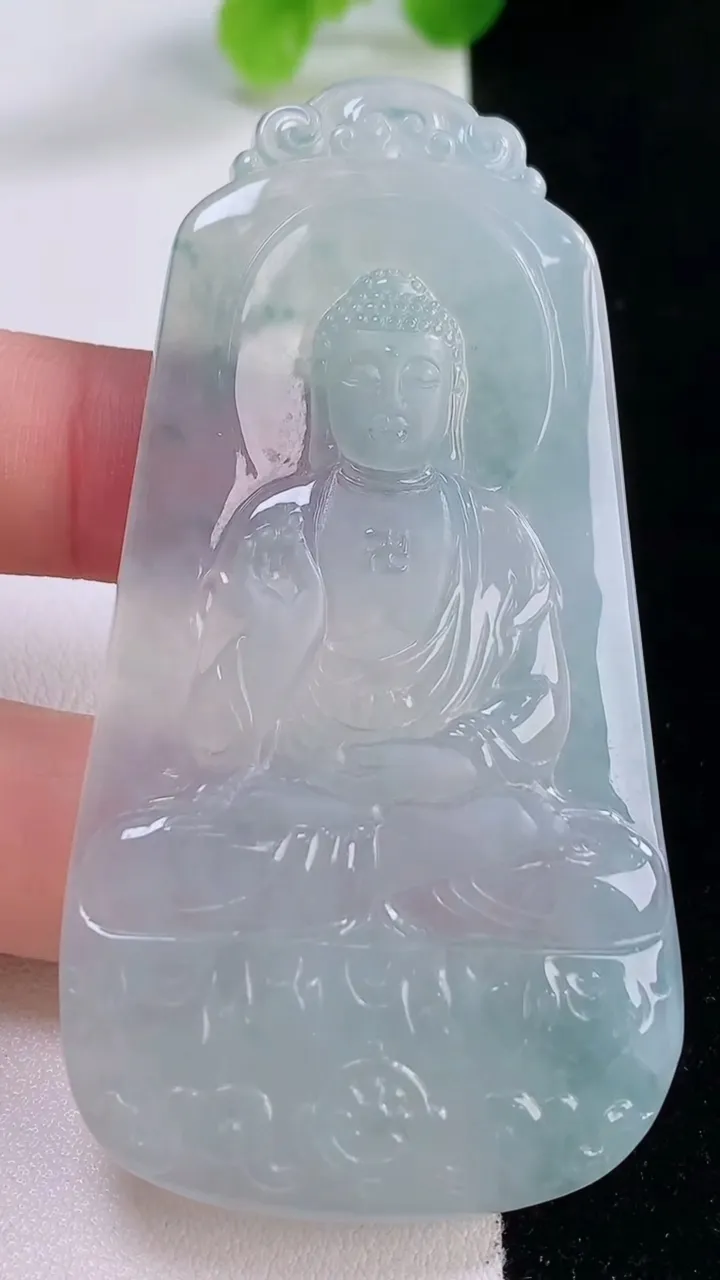 天然A货翡翠冰种飘花阿弥陀佛吊坠，尺寸71.7-37.3-5.3，重量:30.36g
11月30日