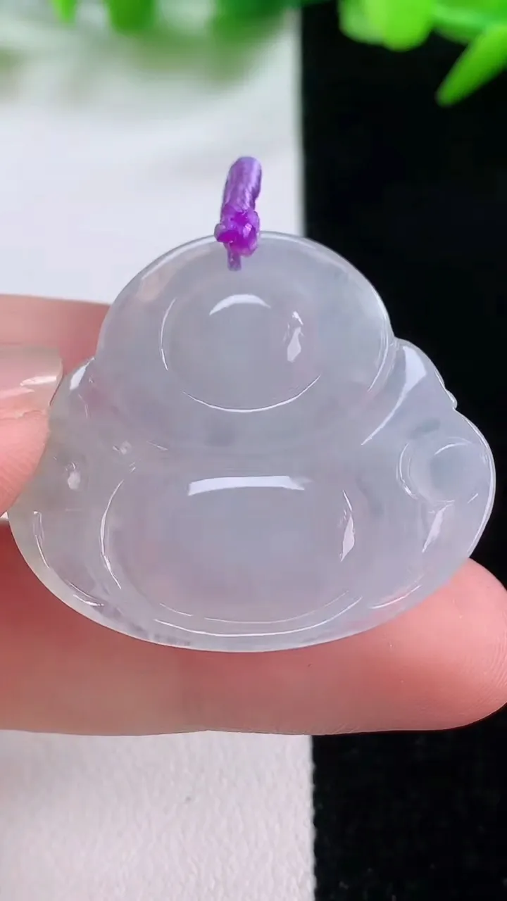 天然A货翡翠佛公吊坠，尺寸30.8-34-6，重量:9.84g
11月30日