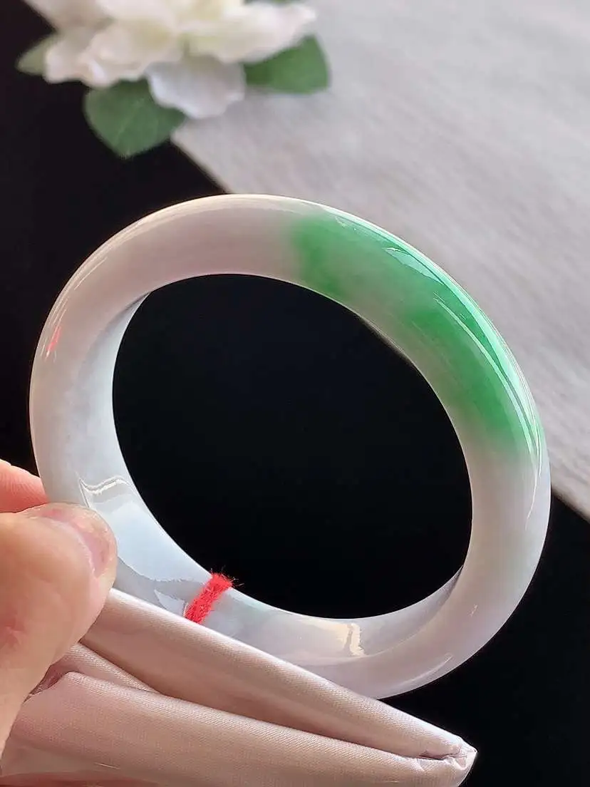 a货翡翠老坑冰种春带彩紫罗兰飘绿正装正圈手镯55-56圈口  尺寸55×12.6×8.2mm 112