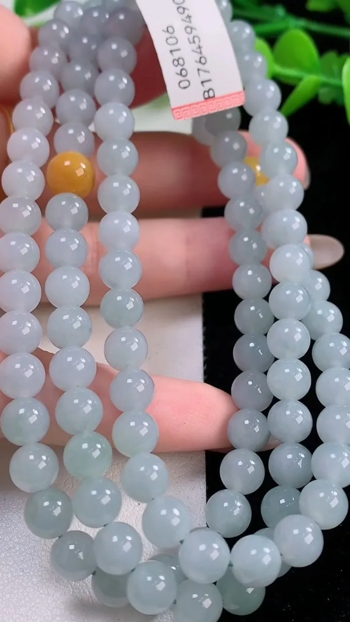 天然A货翡翠紫罗兰圆珠项链，尺寸6.8-106颗，重量:59.50g11月30日
工厂直销收藏佳品,