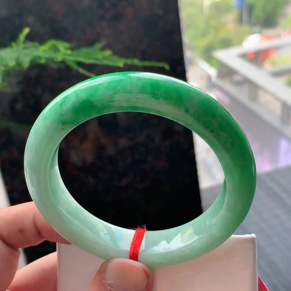 正圈一大节辣绿 无瑕 尺寸:55.8/13/9.9 色辣️️