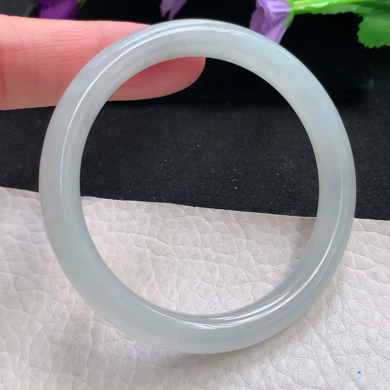 n自然光52*7.8*7.5圆镯 天然缅甸翡翠a货手镯白月光叮当镯子细圆条手镯