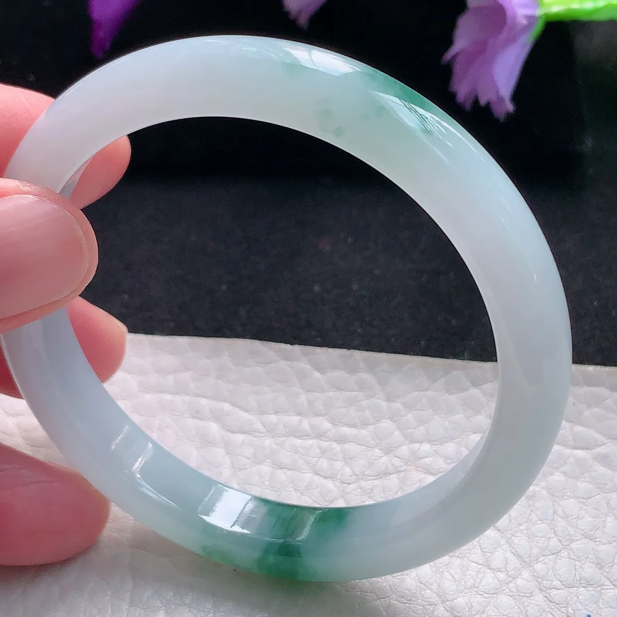 jm自然光53*9.4*6.9平安镯 天然缅甸翡翠a货手镯牛奶底飘花镯子