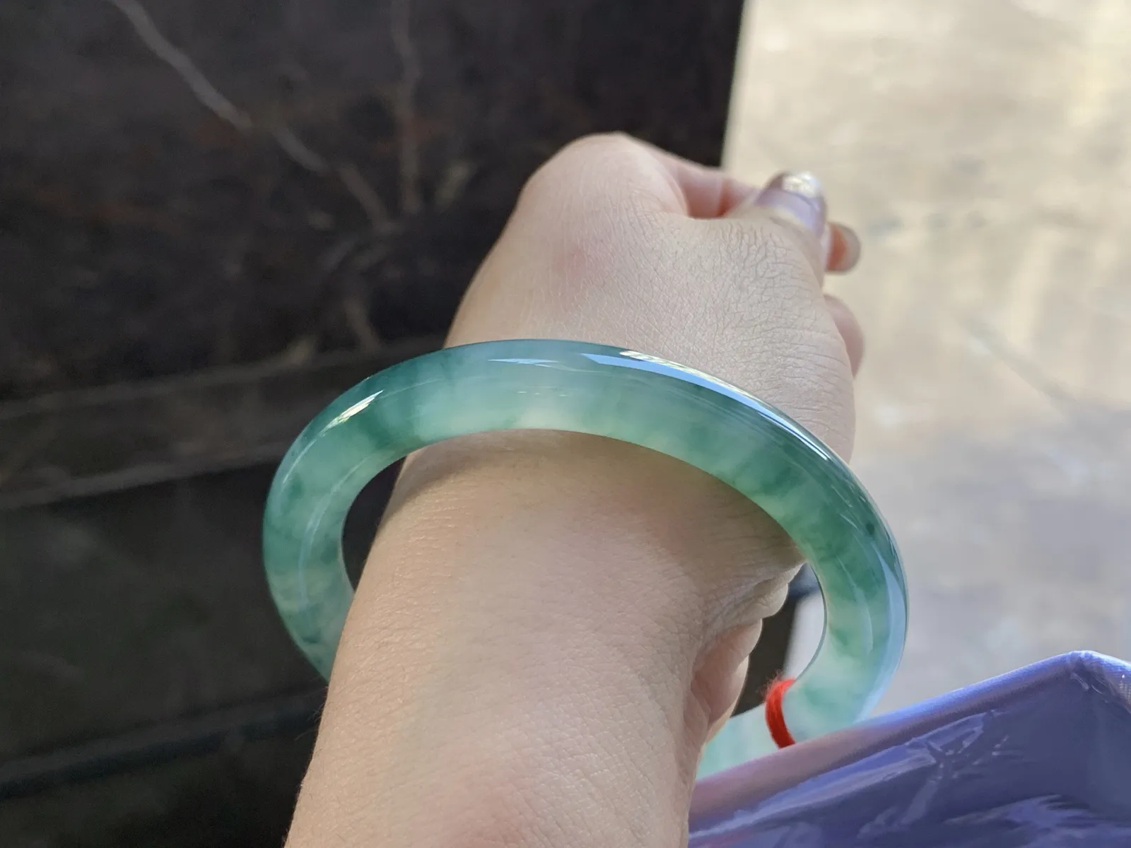 54.5-8.5

冰蓝花圆条手镯^_^飘花灵韵