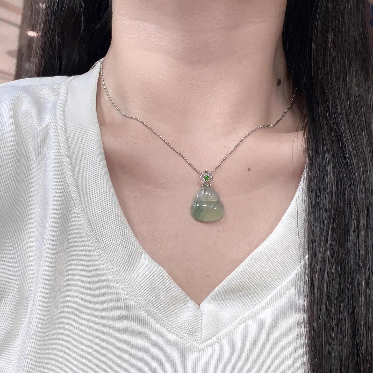 冰种飘花葫芦吊坠 尺寸29.7-19.2-6.4毫米