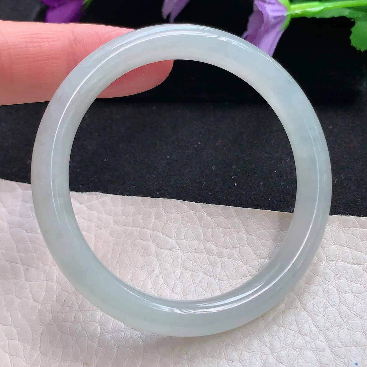 n自然光52*7.8*7.5圆镯 天然缅甸翡翠a货手镯白月光叮当镯子细圆条手镯