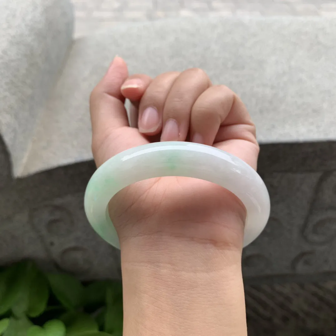 大圈口 58.4-12.5-9.5  【飘绿正圈手镯】正圈58 59可戴