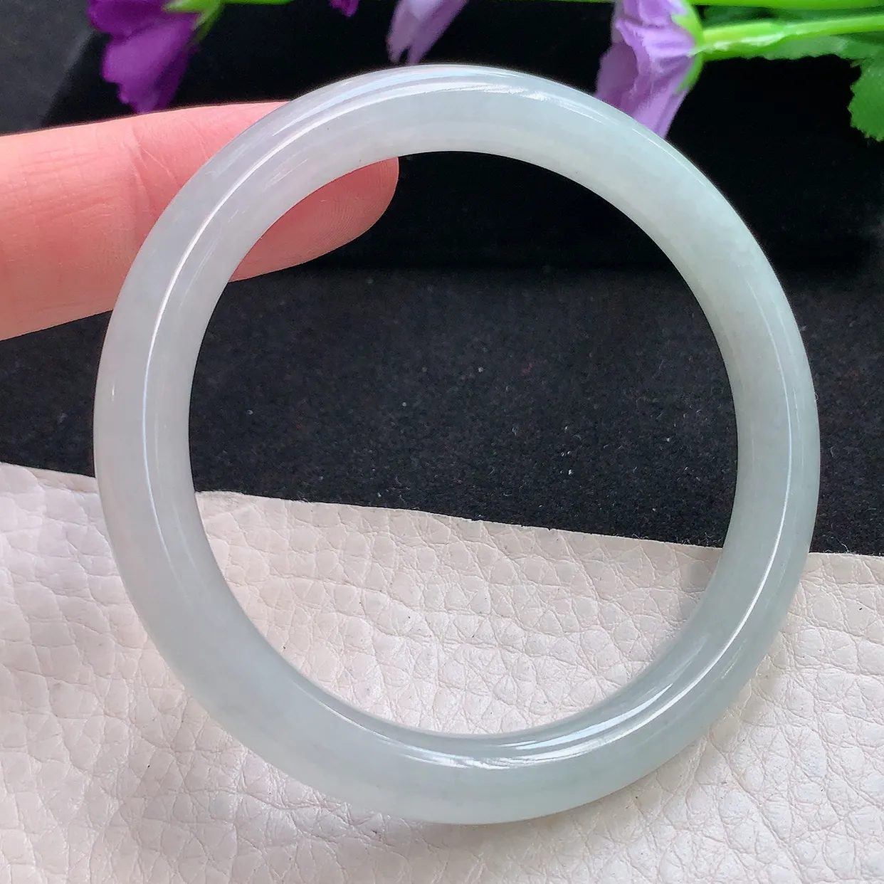 n自然光52*7.8*7.5圆镯 天然缅甸翡翠a货手镯白月光叮当镯子细圆条手镯