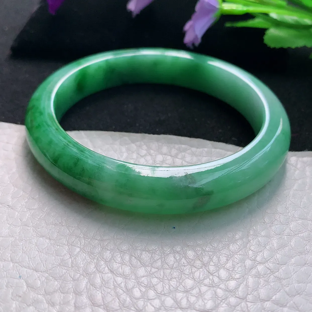 Xc自然光大圈口62.5*12*8.8平安镯天然缅甸翡翠手镯水润满绿正圈宽边镯子