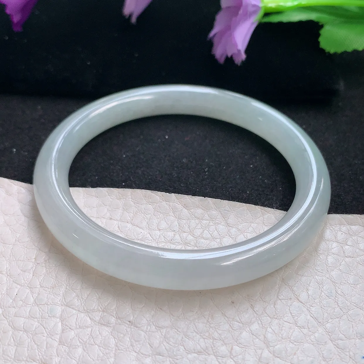 n自然光52*7.8*7.5圆镯 天然缅甸翡翠a货手镯白月光叮当镯子细圆条手镯