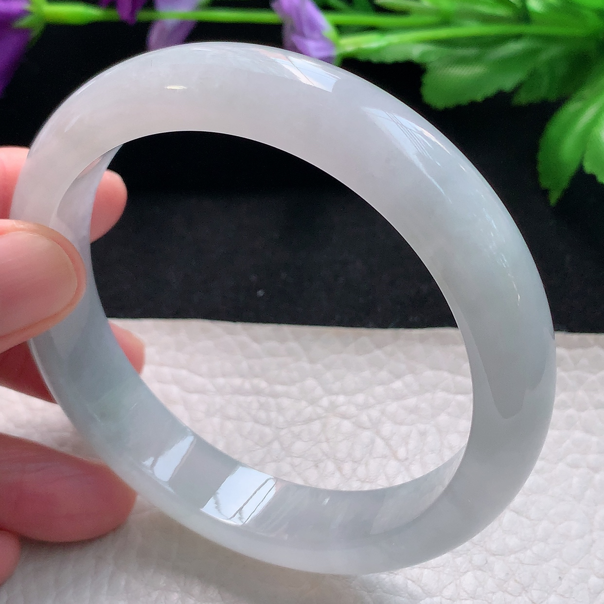 yh自然光61*12.5*8.3大圈口平安镯天然缅甸翡翠a货手镯白月光清透正圈宽边镯子