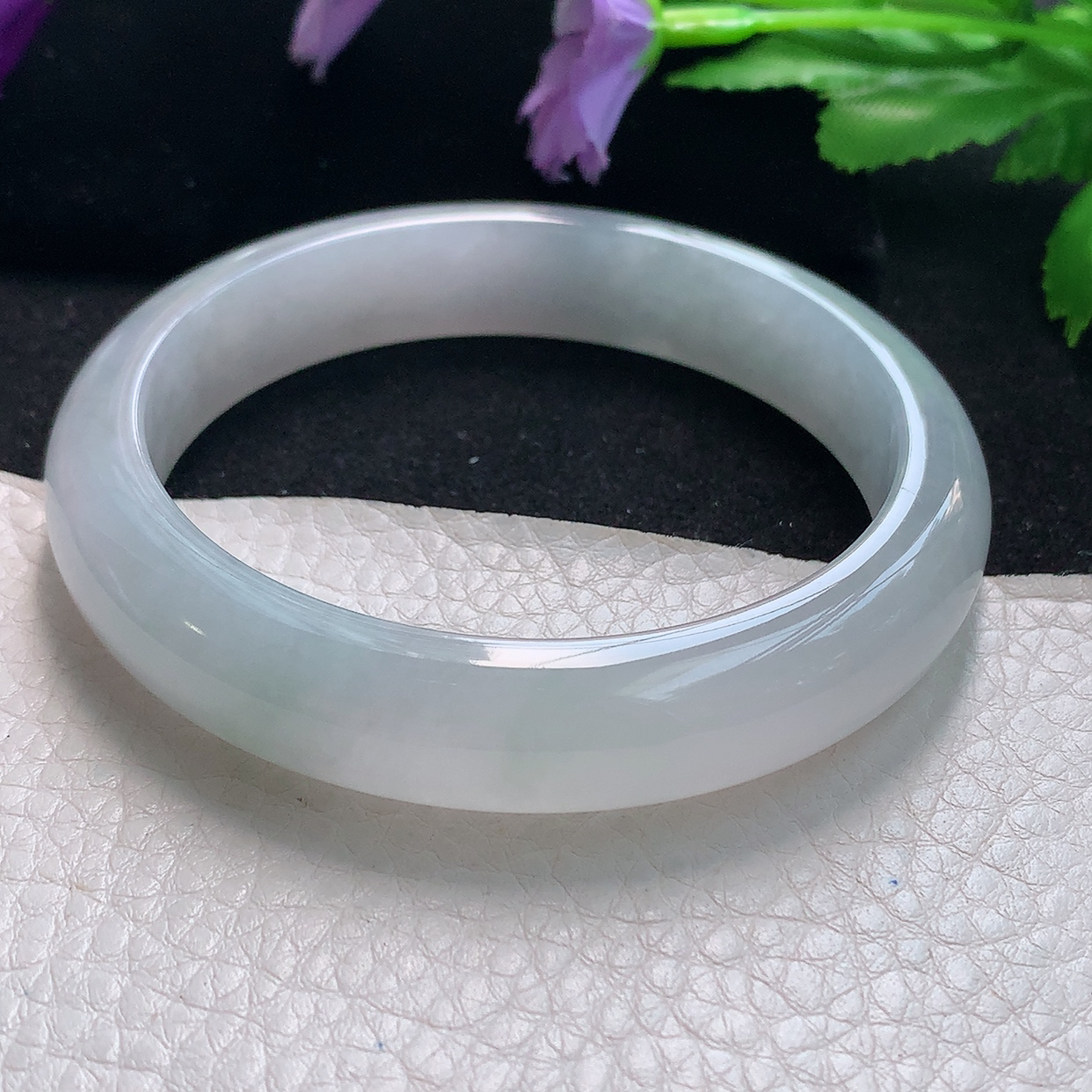 yh自然光61*12.5*8.3大圈口平安镯天然缅甸翡翠a货手镯白月光清透正圈宽边镯子