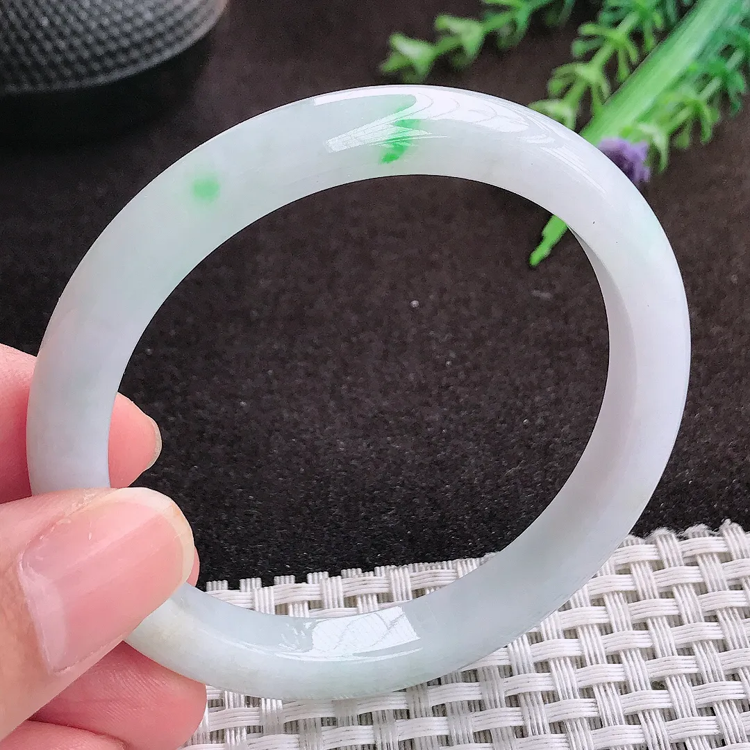 自然光55/8.7/7.4老坑精美冰润飘阳绿手镯宽边翡翠玉镯美人镯