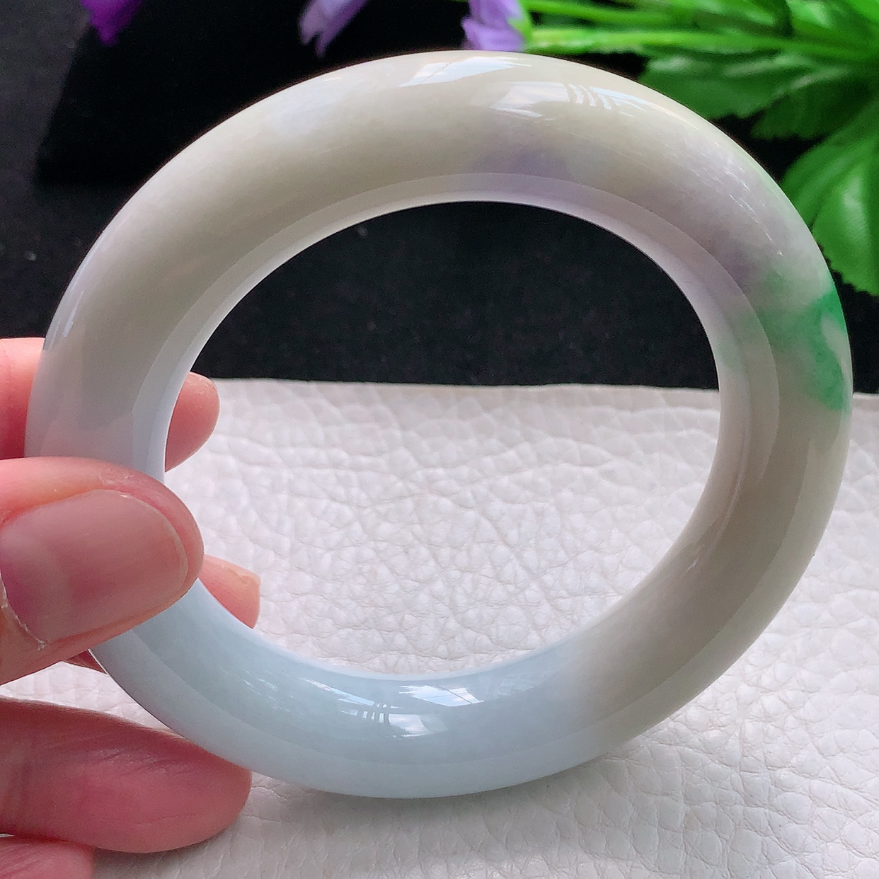 ss自然光57*13*12.7胖圆镯天然缅甸翡翠手镯三彩水润黄加绿圆条镯子