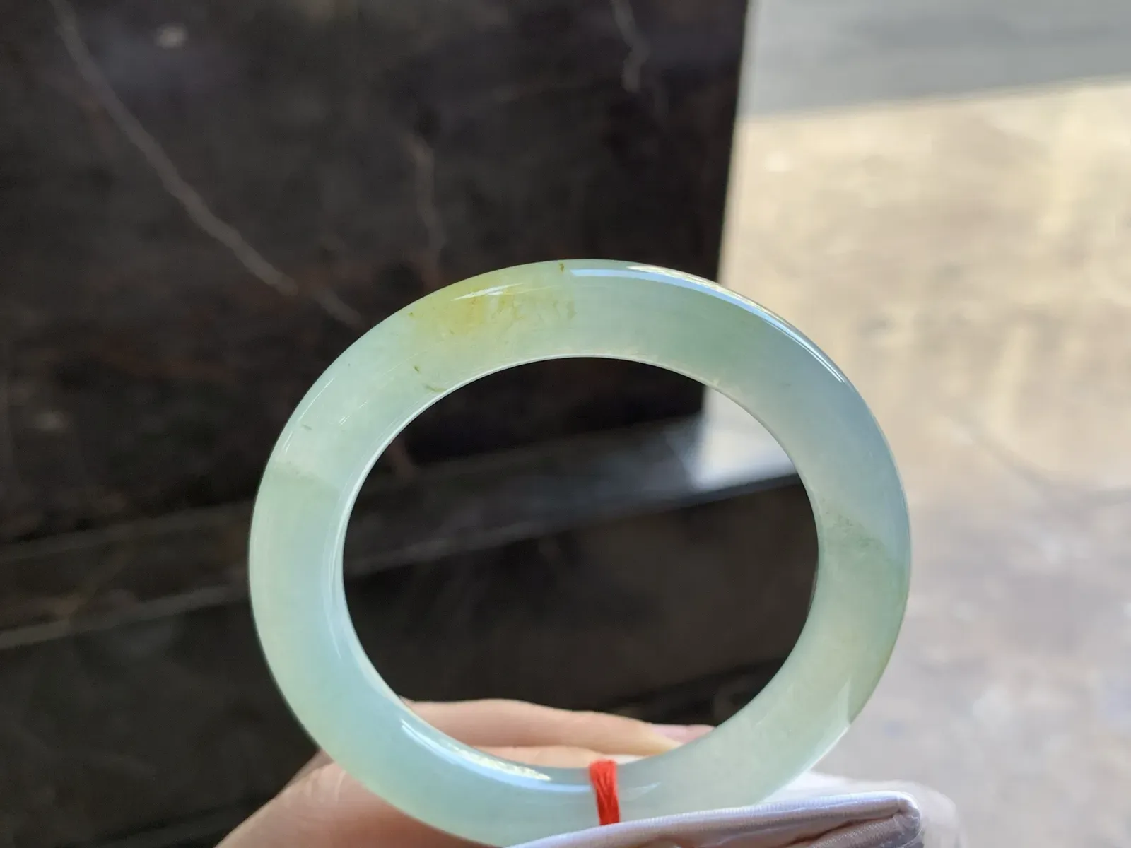 52-9.7

冰黄圆条手镯^_^冰透 清新