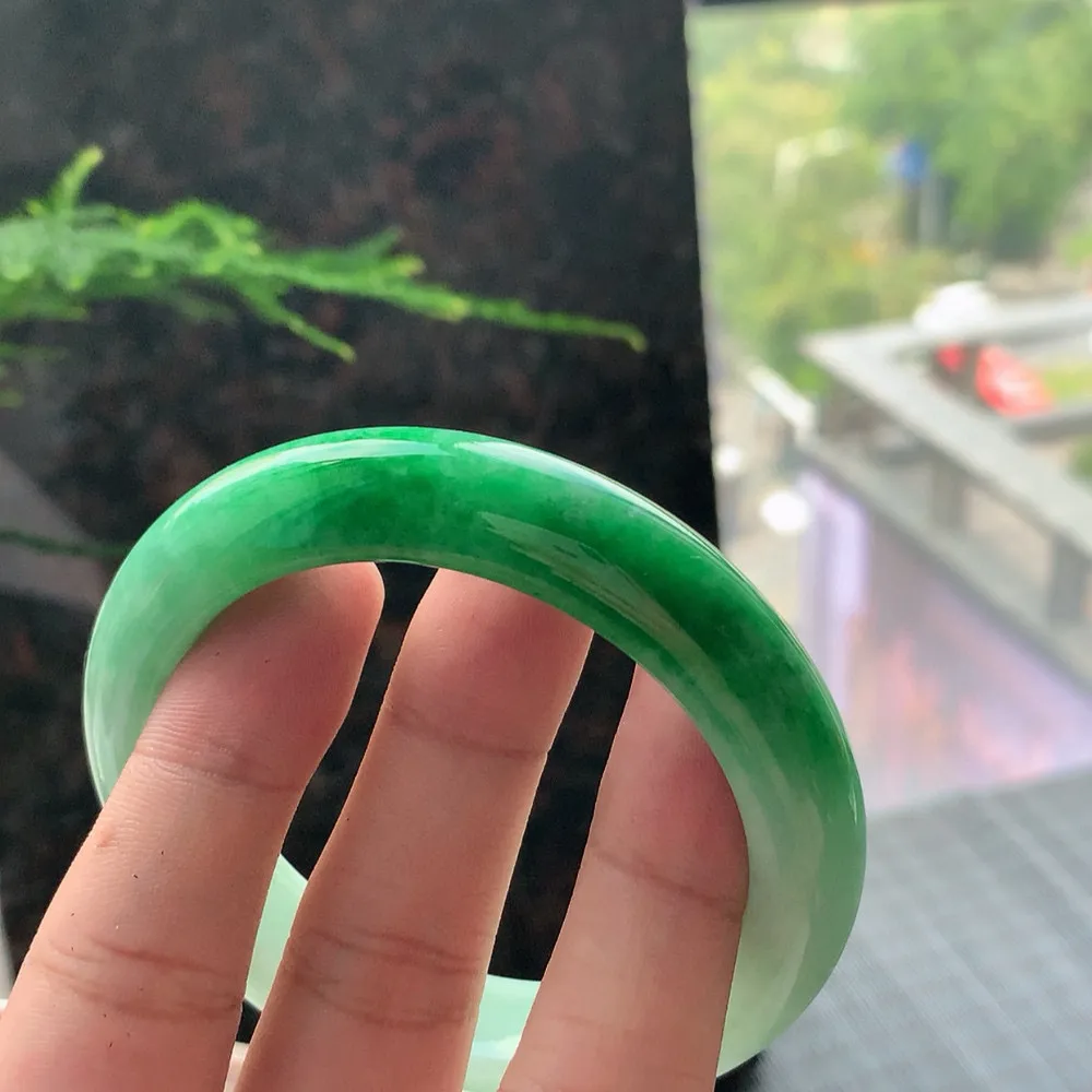 正圈一大节辣绿 无瑕 尺寸:55.8/13/9.9 色辣️️