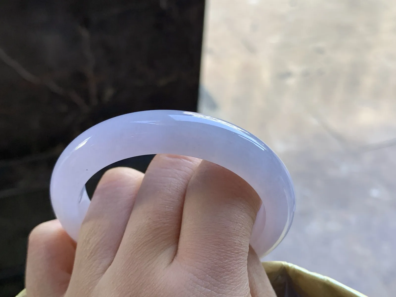 52-10.9-8.6

冰紫手镯^_^清新细腻