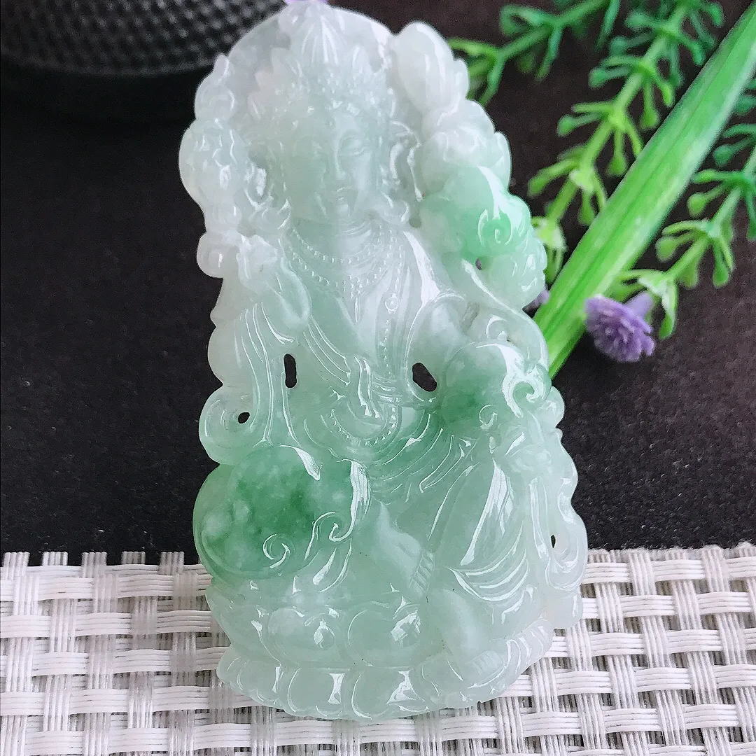 自然光73.8/40/6.8老坑精美冰润飘花渡母菩萨吊坠翡翠玉坠挂件百搭