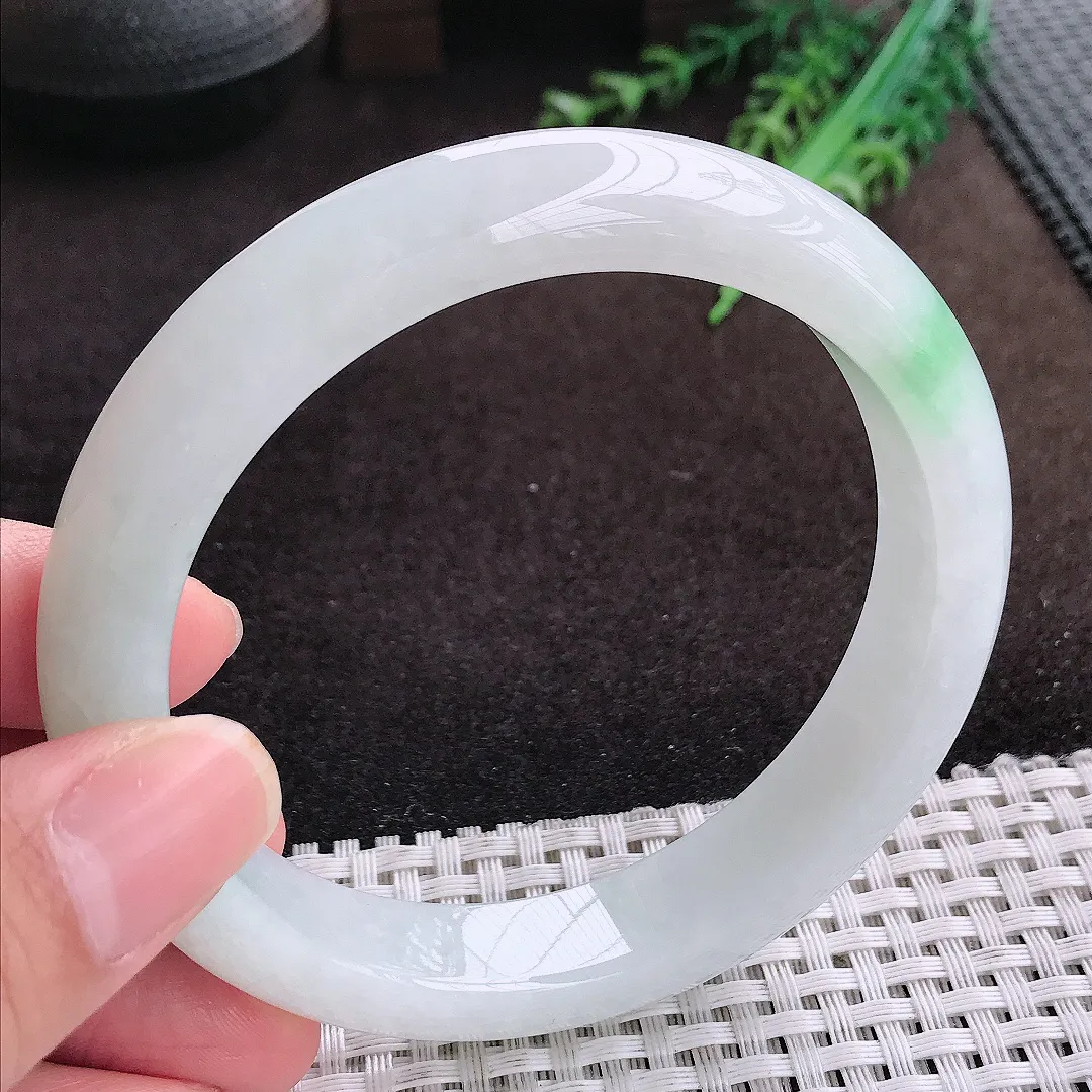 自然光63/12.8/9老坑冰胶水灵飘花大圈口手镯宽边翡翠玉镯美人镯