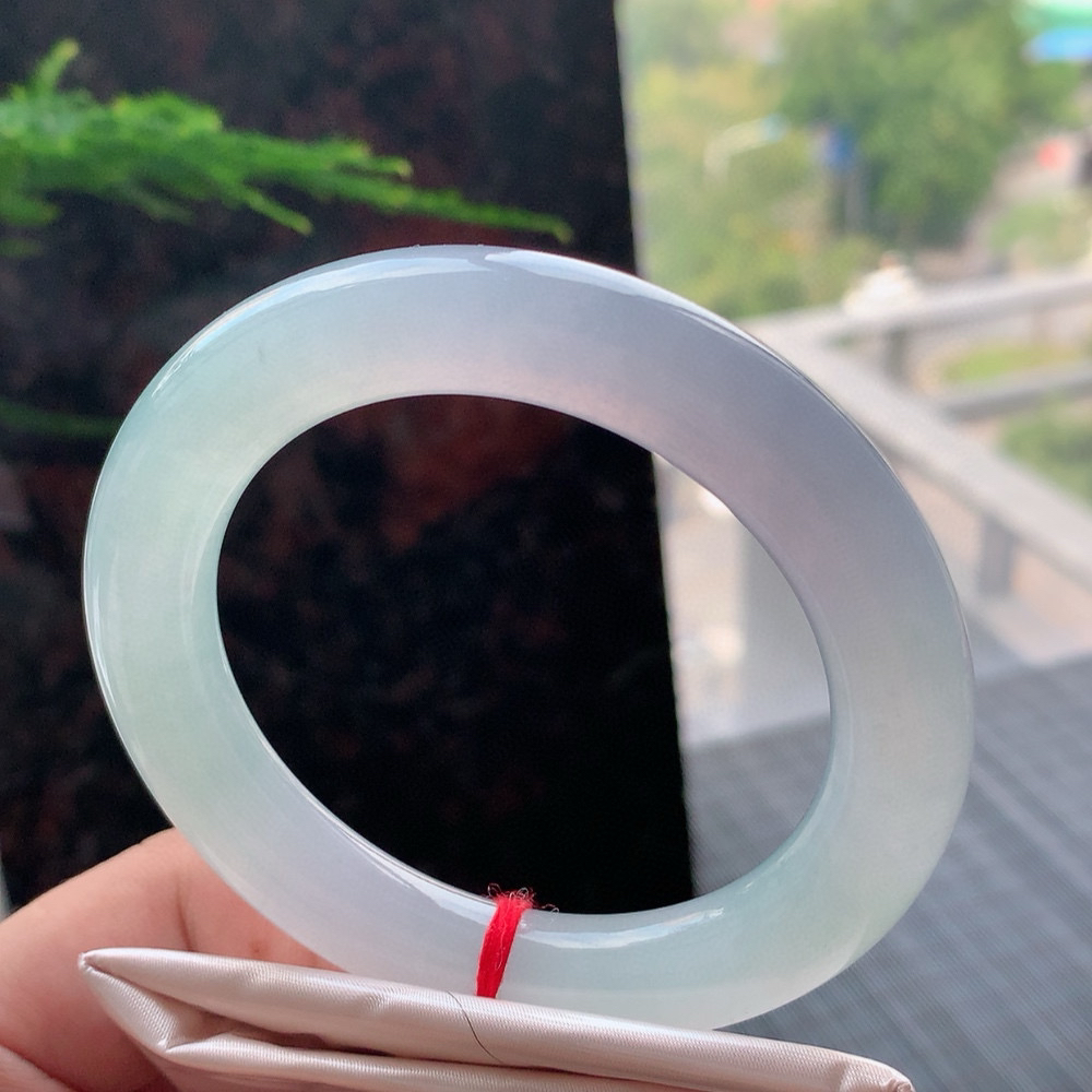 圆条高冰春彩 无瑕 尺寸:56.1/11.3 种色俱佳