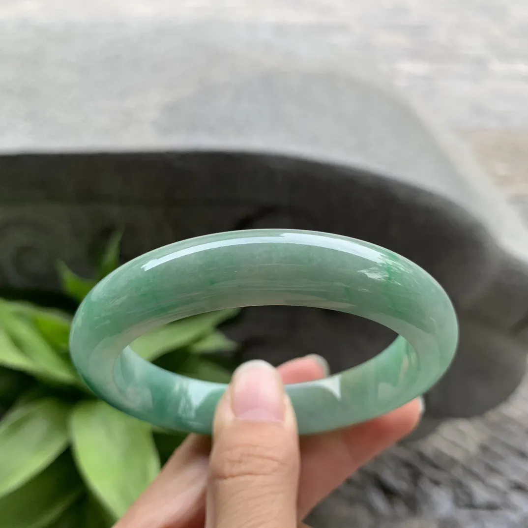 圈口 57.8-12-9  【辣绿正圈手镯】正圈57 58可戴