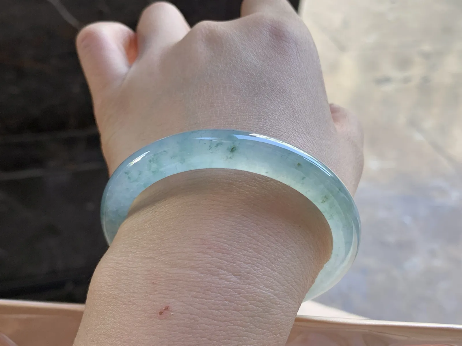 54-9.3-7.2

冰蓝花手镯^_^冰透 荧光十足