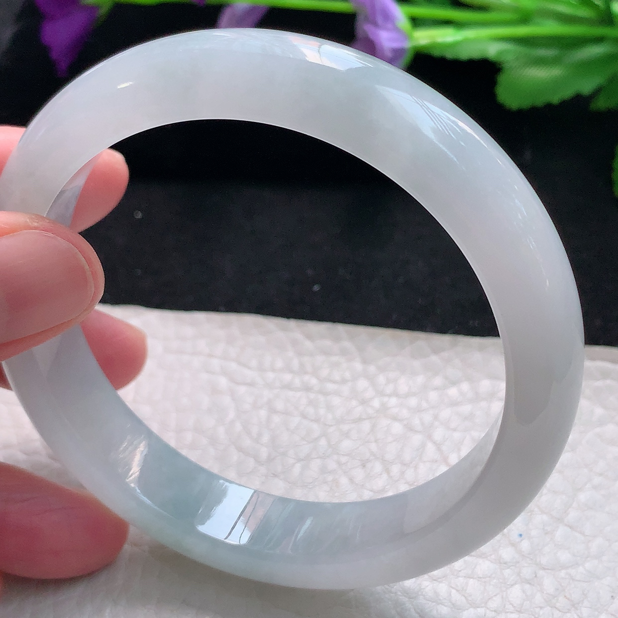 yh自然光61*12.5*8.3大圈口平安镯天然缅甸翡翠a货手镯白月光清透正圈宽边镯子