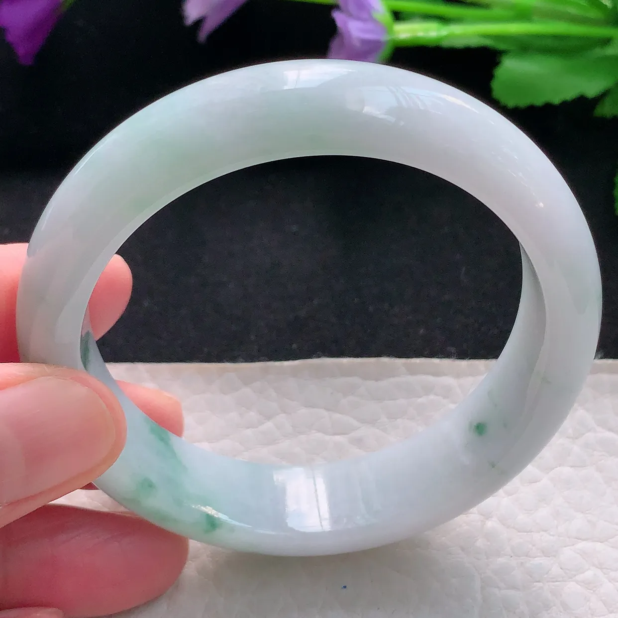 js自然光54*14*7.8平安镯 天然缅甸翡翠手镯飘花正圈宽边镯子玉手环