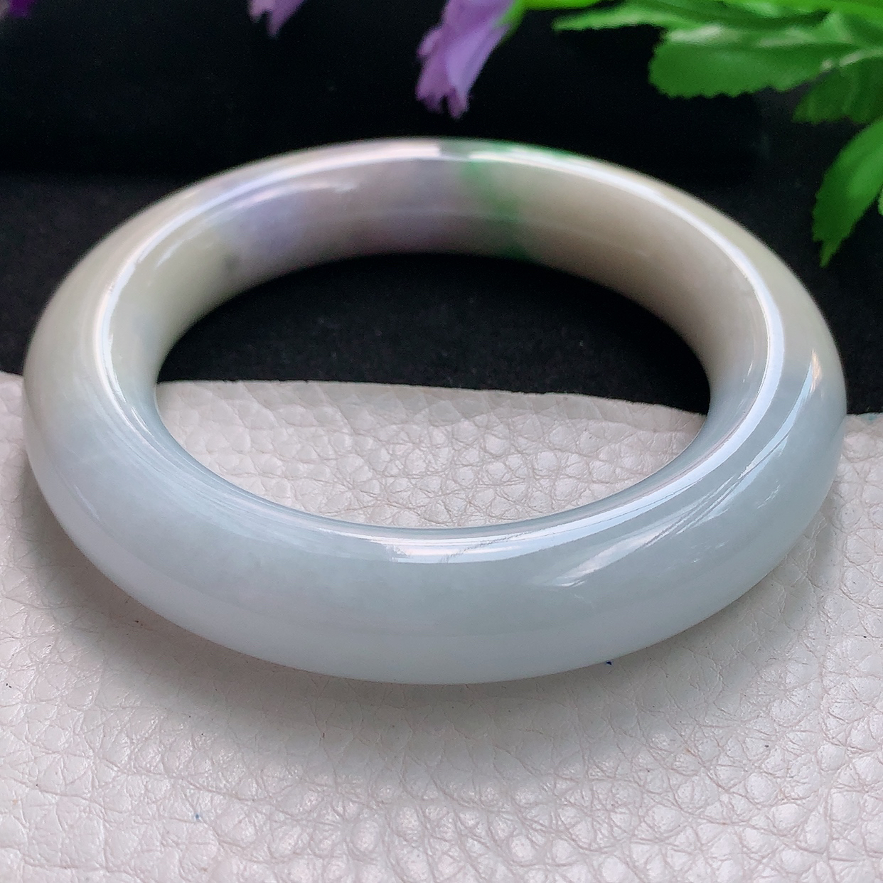 ss自然光57*13*12.7胖圆镯天然缅甸翡翠手镯三彩水润黄加绿圆条镯子