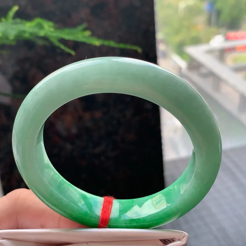 正圈一大节辣绿 无瑕 尺寸:55.8/13/9.9 色辣️️