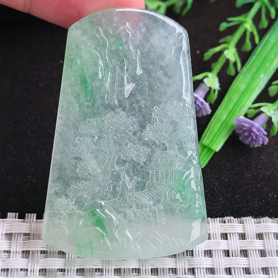 自然光55/37/6.3老坑冰种果冻胶飘翠绿山水牌吊坠翡翠玉坠挂件百搭