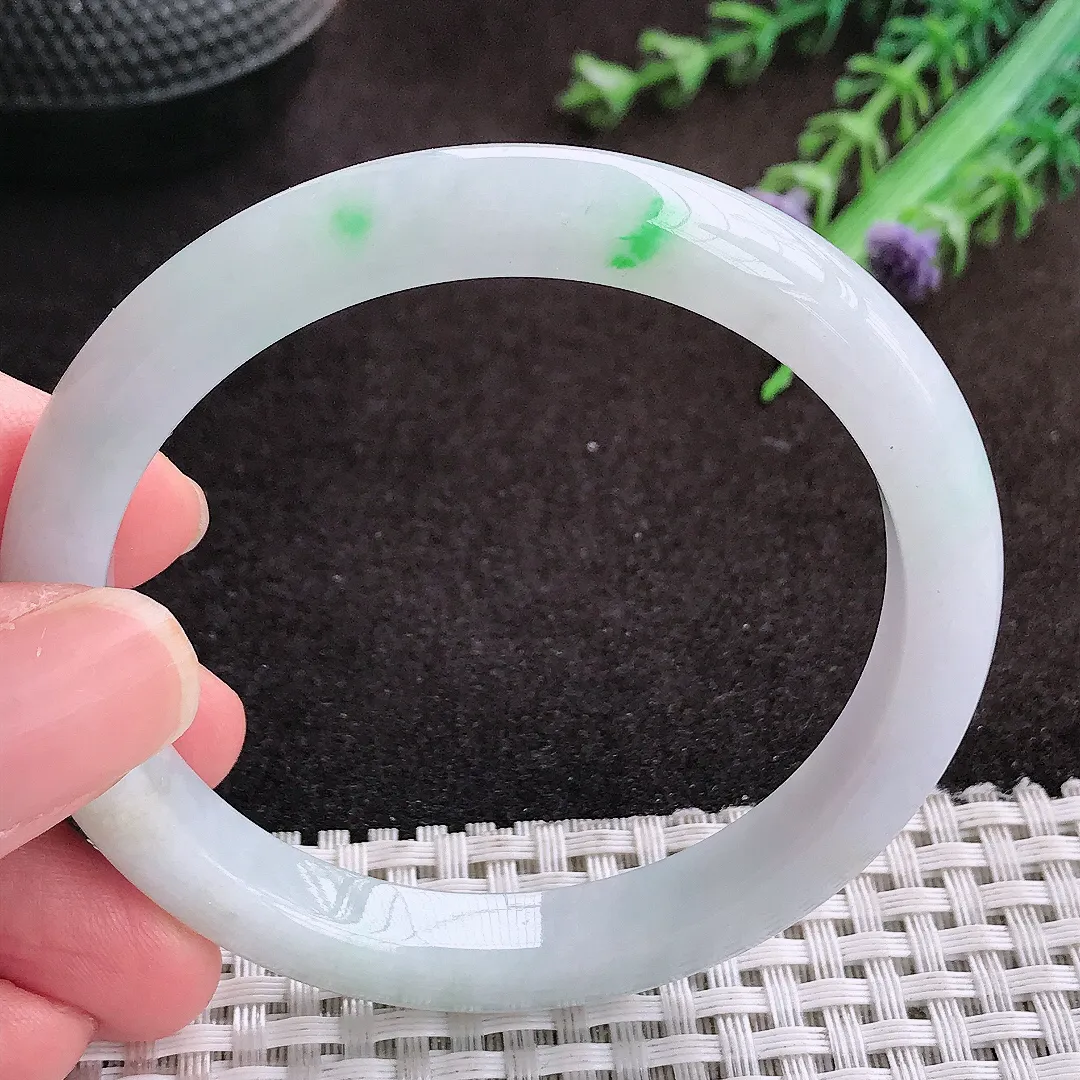 自然光55/8.7/7.4老坑精美冰润飘阳绿手镯宽边翡翠玉镯美人镯