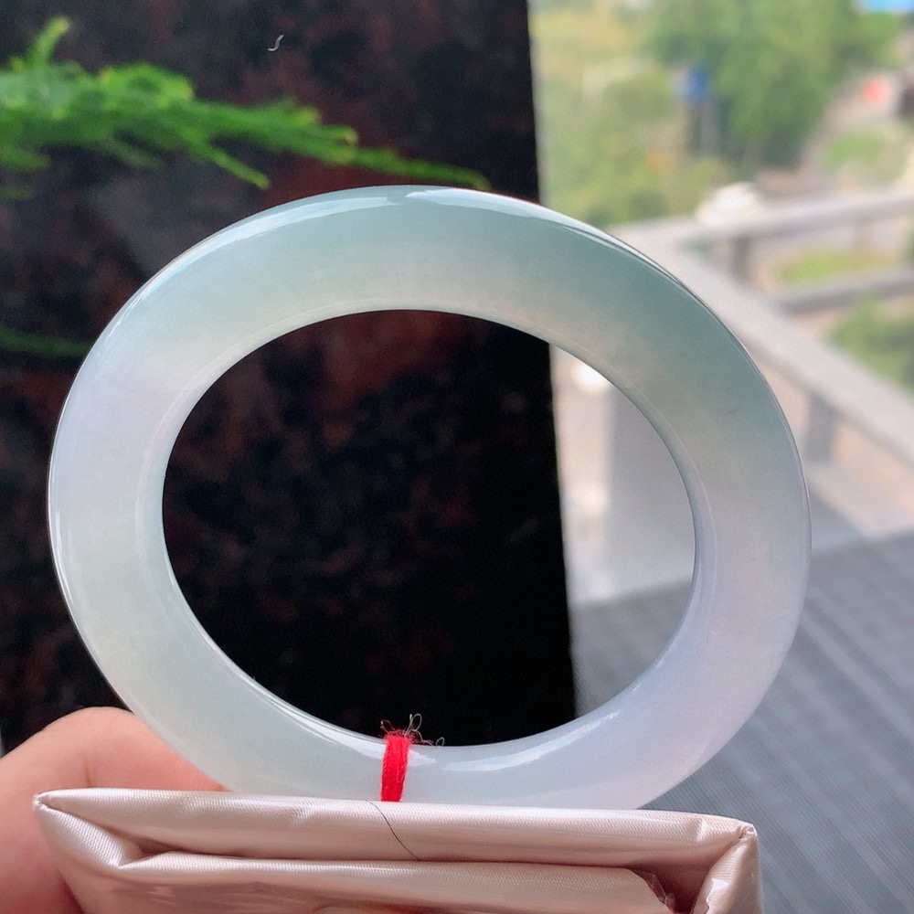 圆条高冰春彩 无瑕 尺寸:56.1/11.3 种色俱佳