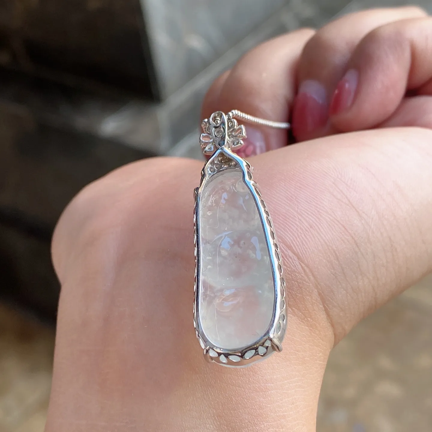 高冰种雪花棉福豆吊坠 尺寸42.9-13.7-9.1毫米