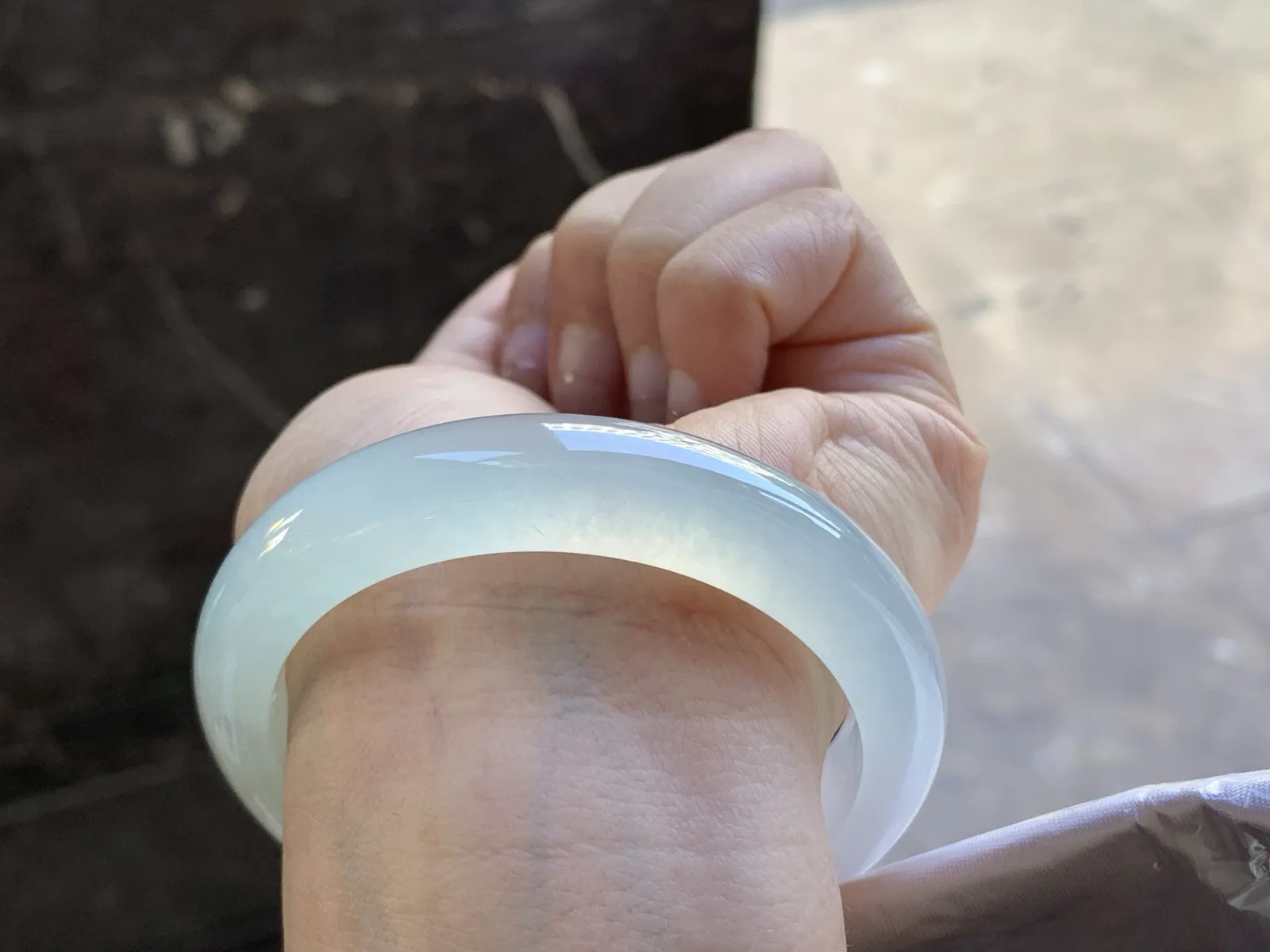 54-12.2-8

冰种晴底手镯^_^清新冰透