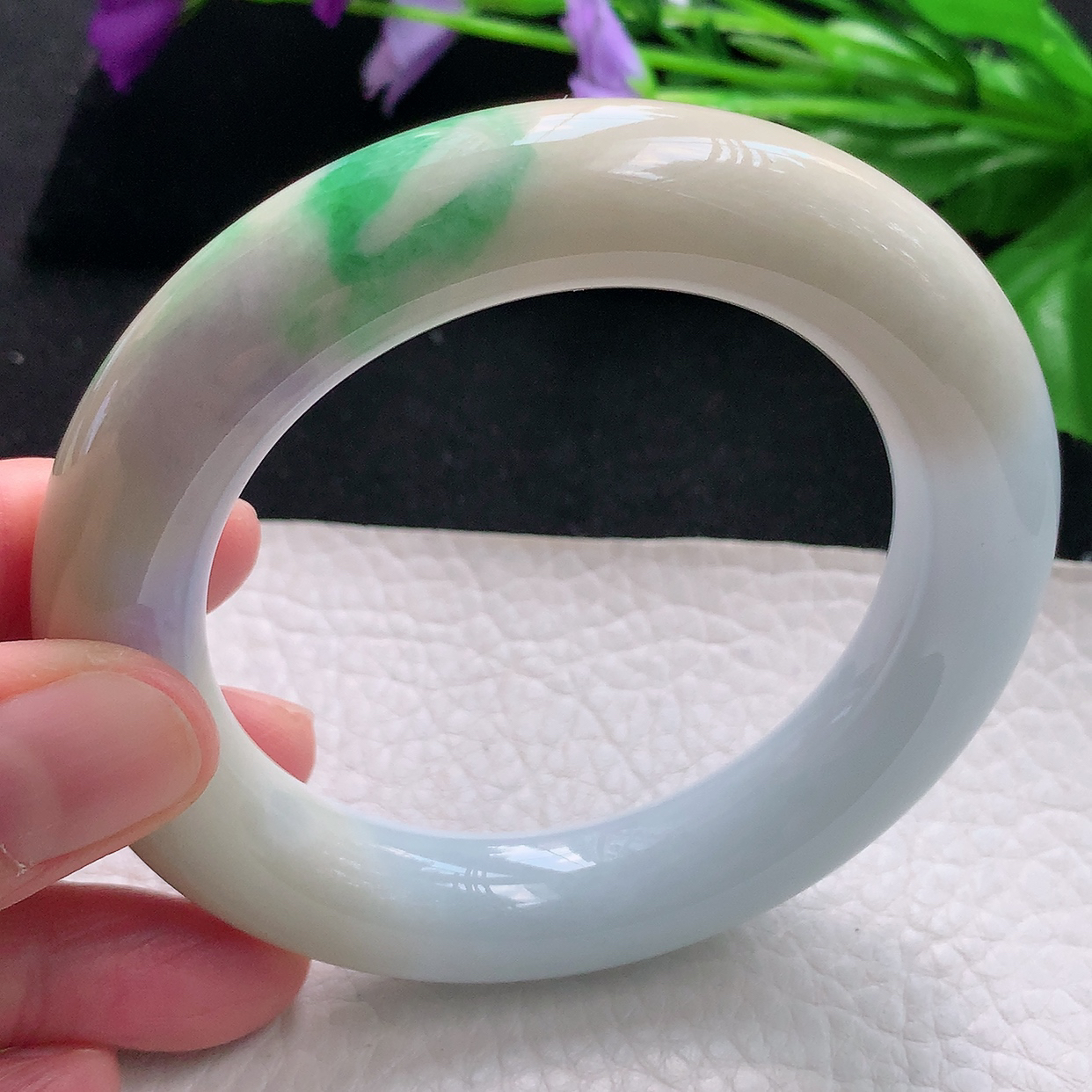 ss自然光57*13*12.7胖圆镯天然缅甸翡翠手镯三彩水润黄加绿圆条镯子