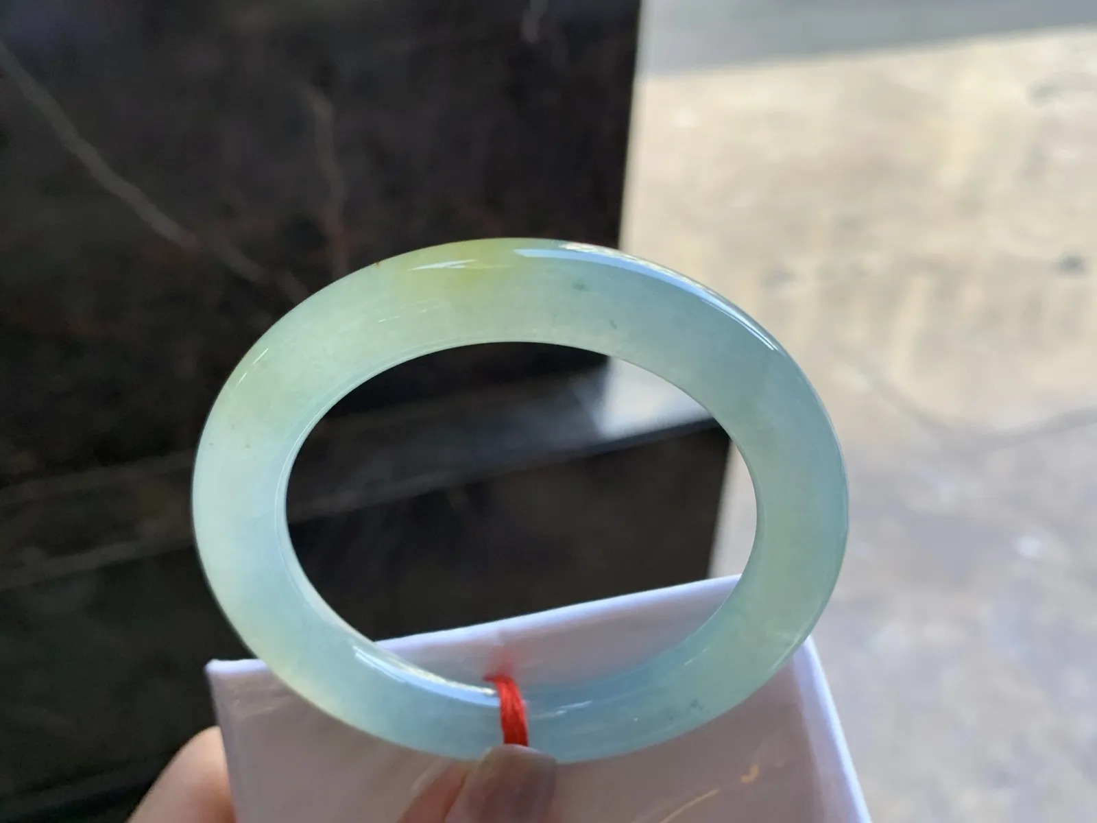 52-9.7

冰黄圆条手镯^_^冰透 清新