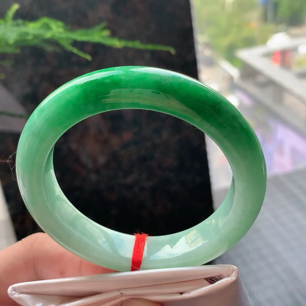 正圈一大节辣绿 无瑕 尺寸:55.8/13/9.9 色辣️️