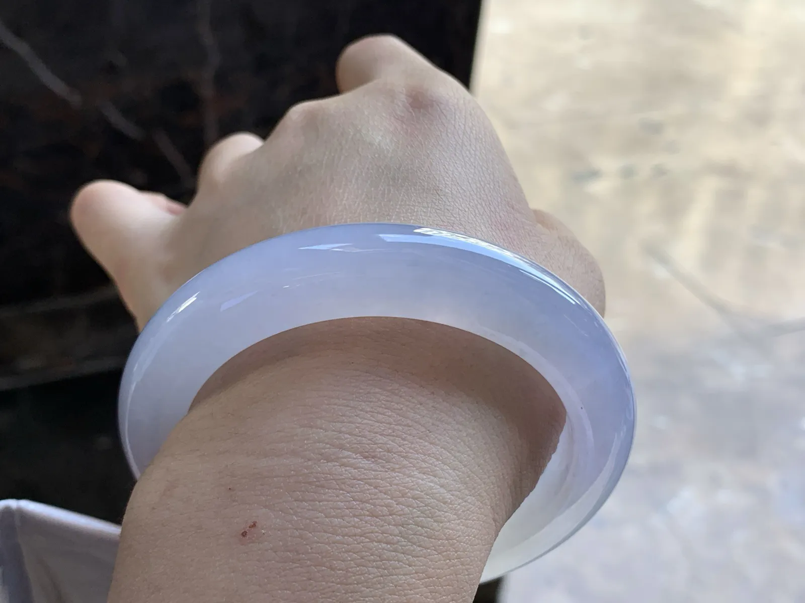 58.5-12.8-10.2

冰紫手镯^_^种水足 冰透