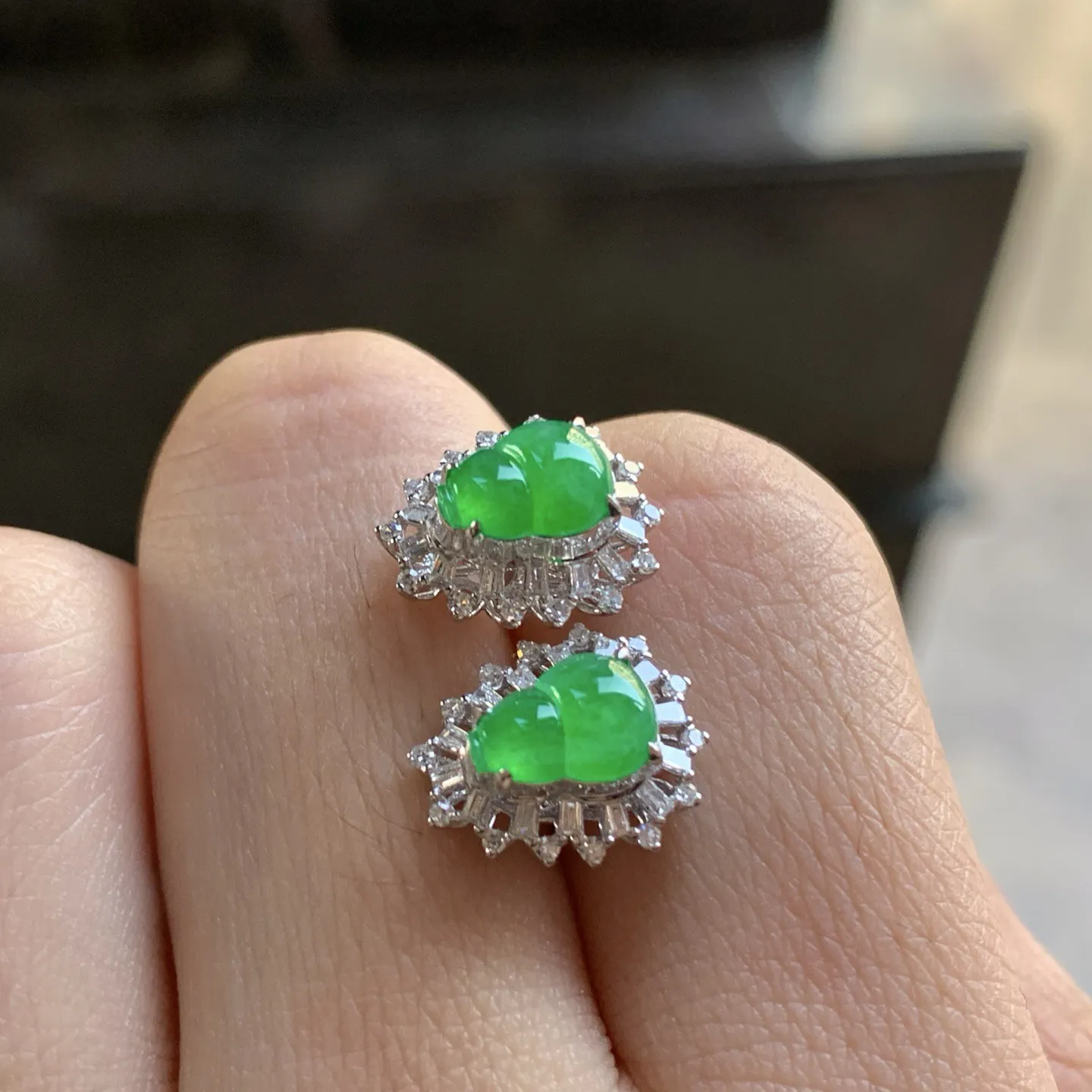 金钻镶嵌冰绿葫芦^_^冰透