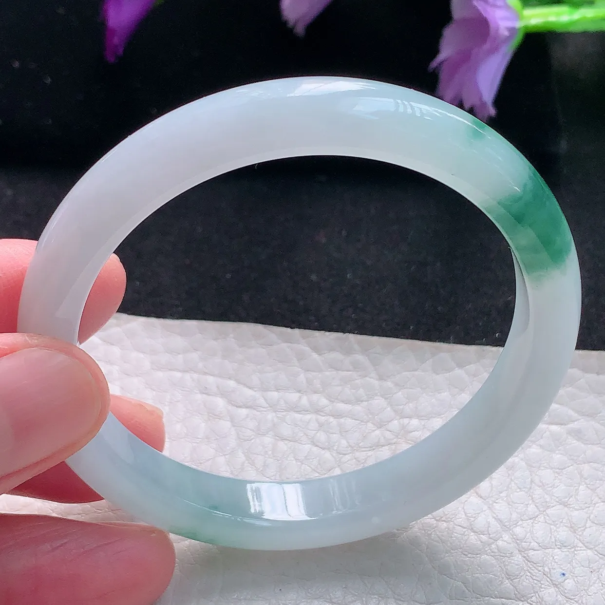 jm自然光53*9.4*6.9平安镯 天然缅甸翡翠a货手镯牛奶底飘花镯子