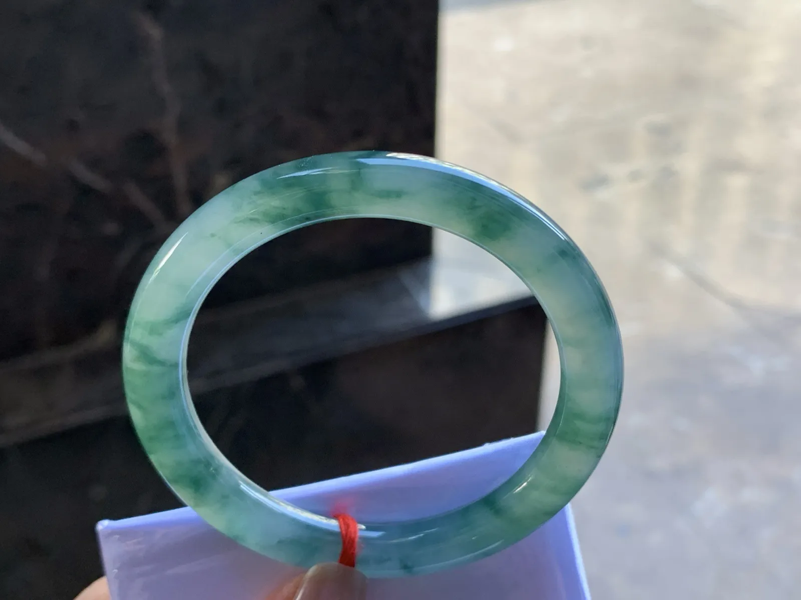 54.5-8.5

冰蓝花圆条手镯^_^飘花灵韵