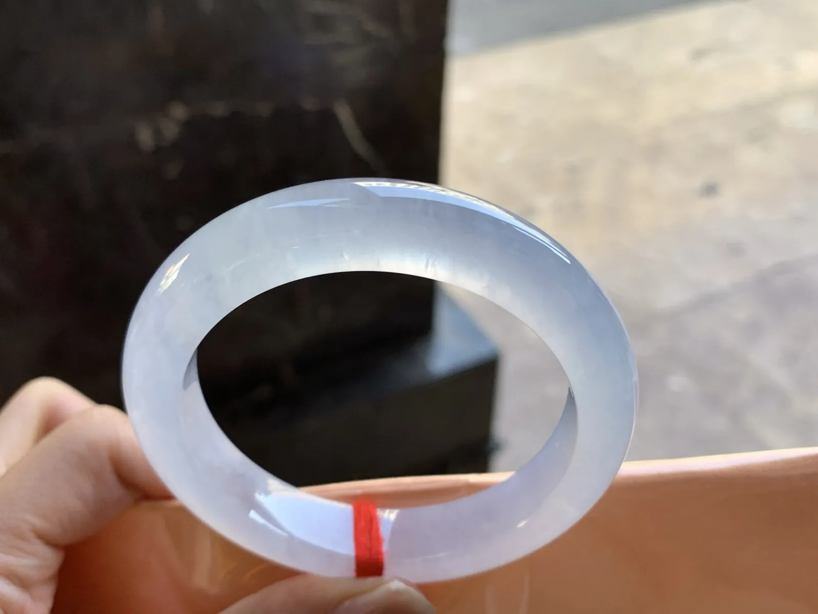 56-12.8-9.9

冰种手镯^_^荧光十足 透亮