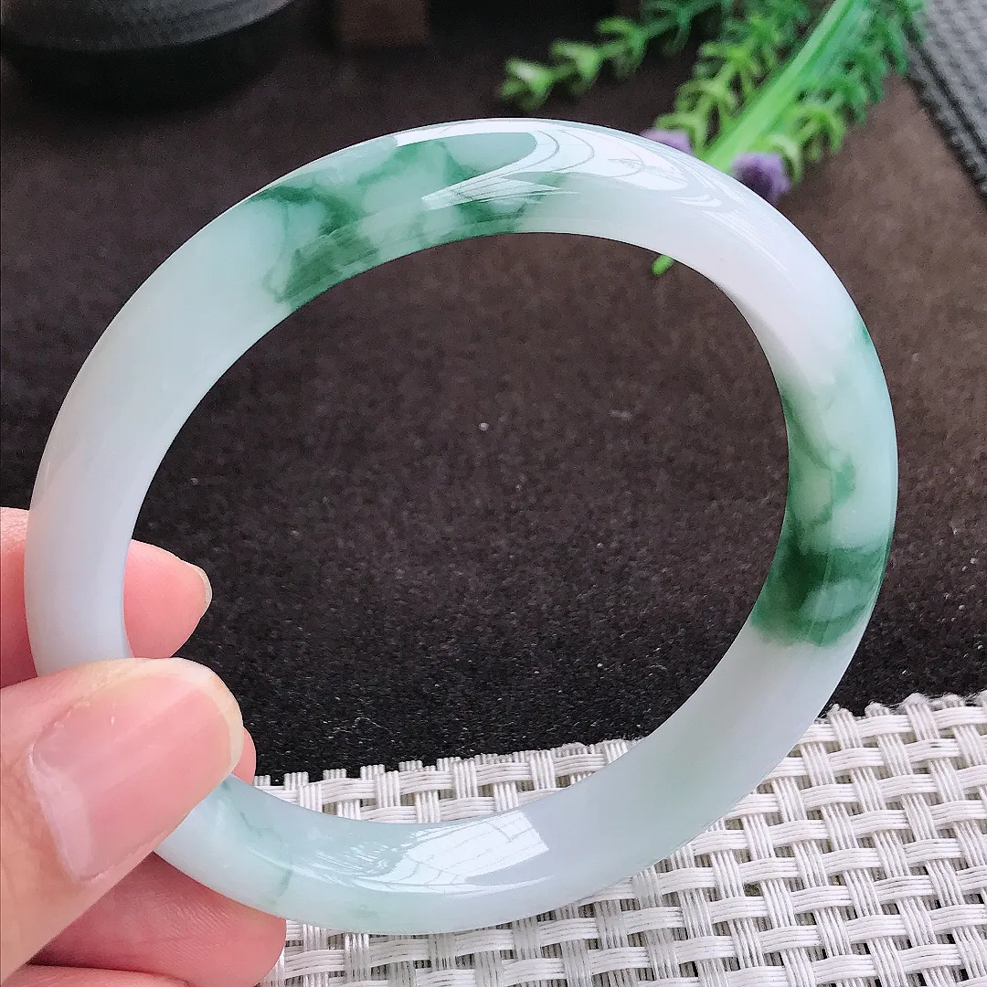 自然光63/11.7/8.2老坑冰润起胶飘花手镯大圈口宽边翡翠玉镯美人镯
