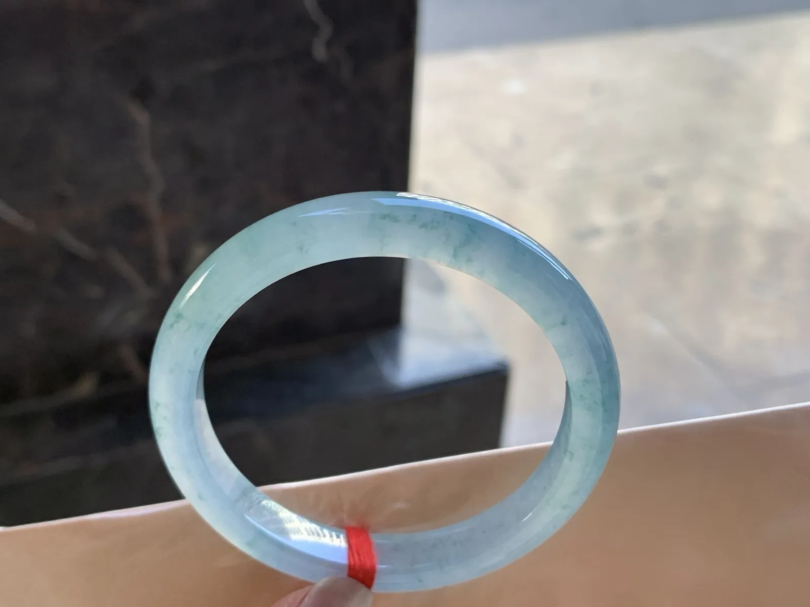 54-9.3-7.2

冰蓝花手镯^_^冰透 荧光十足